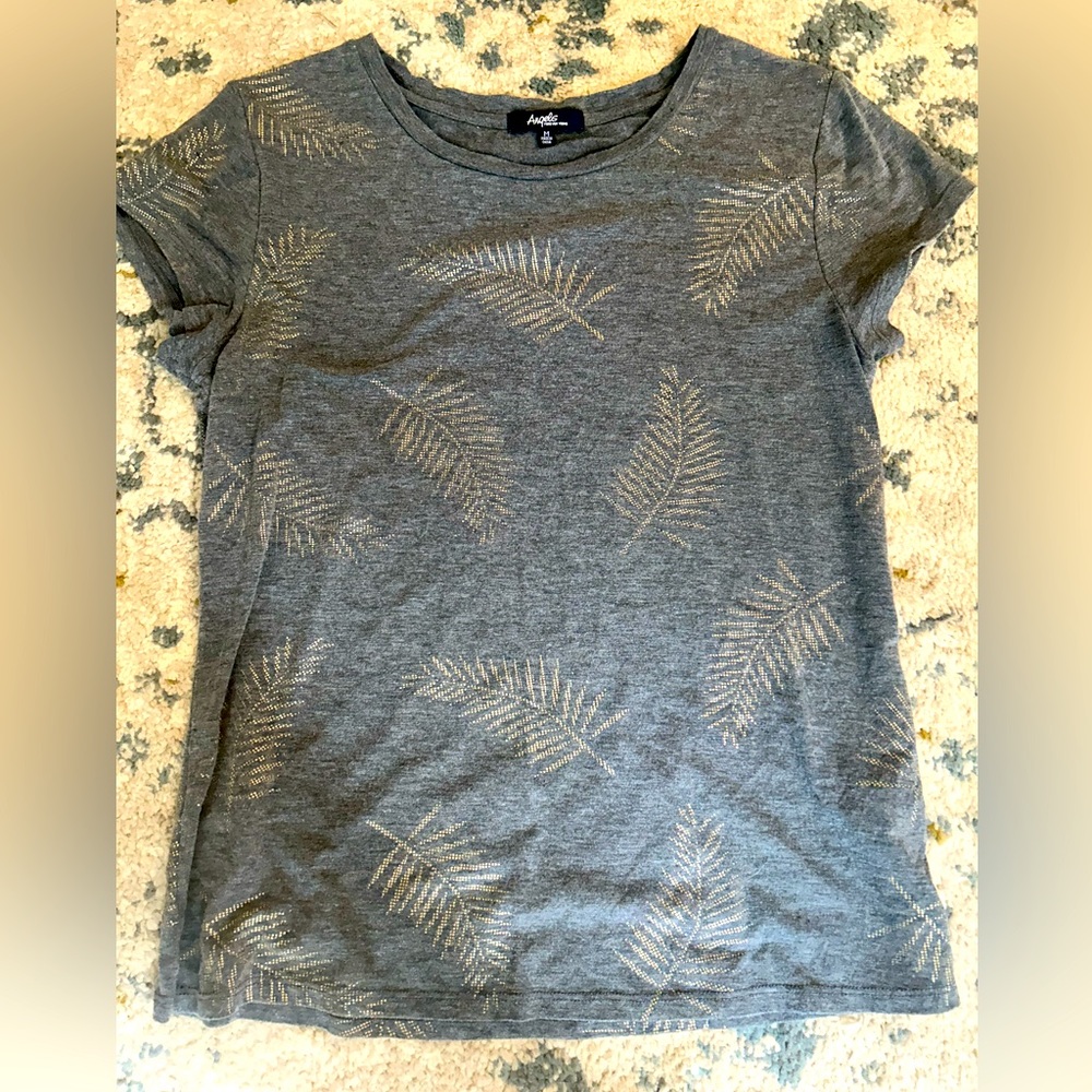 Grey/gold short sleeve tee